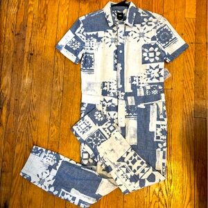 NWT: Vans distressed patterned jean jumper.